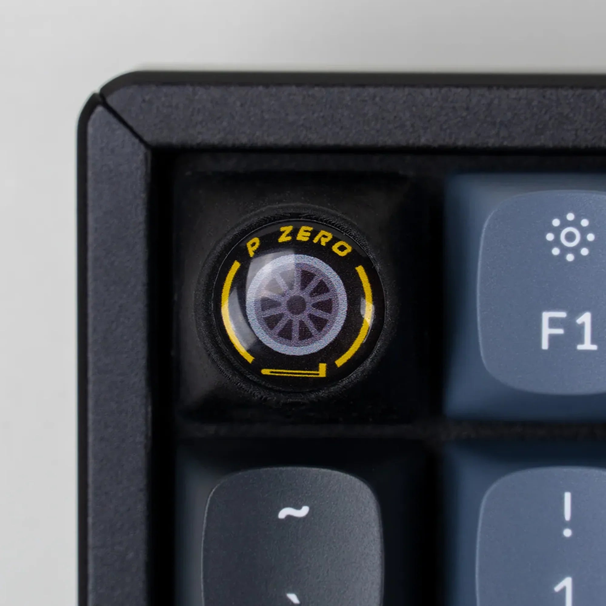 Keycap artisan F1 Tyres - Hard - Medium - Soft - Wet - Intermediate