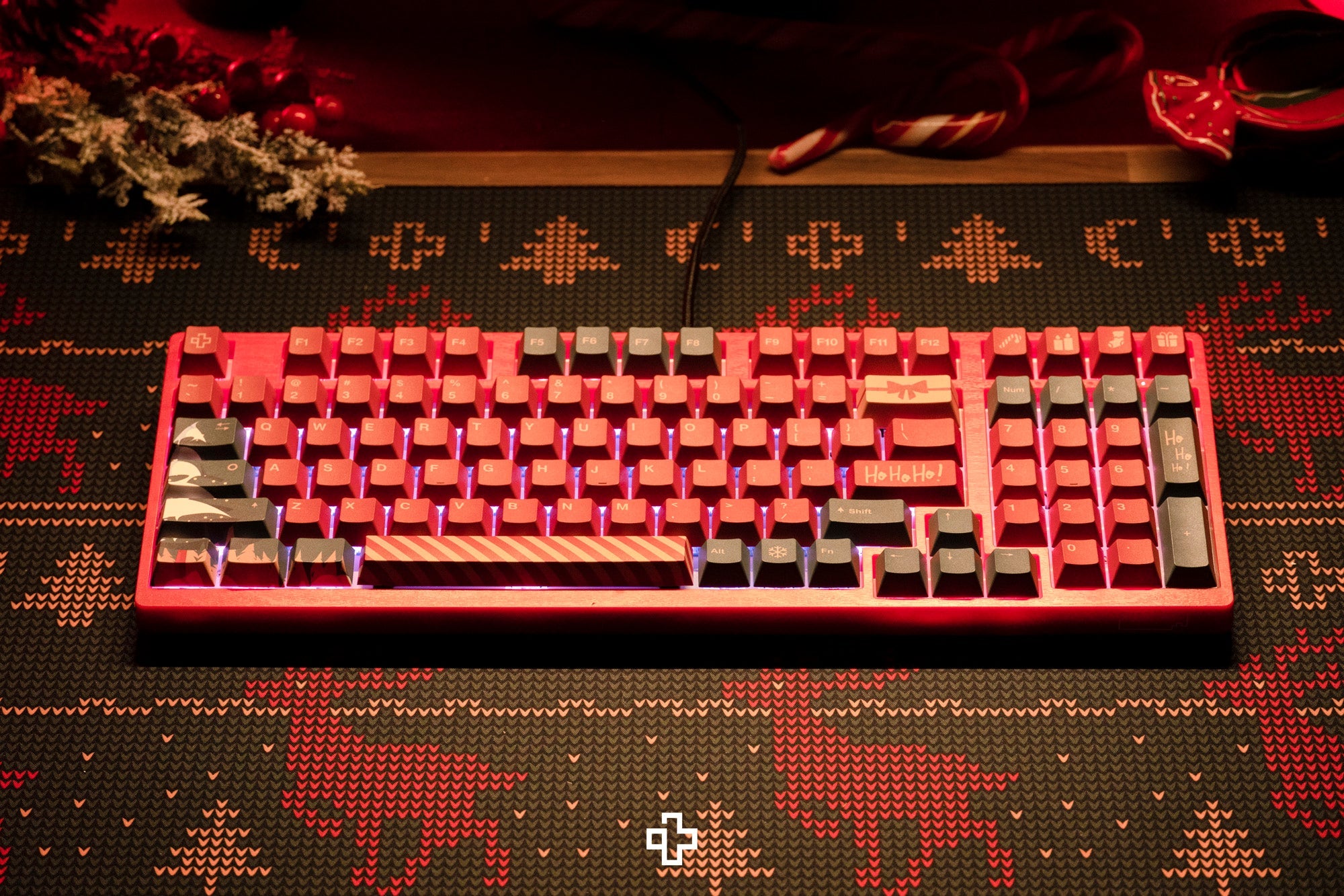Deskmat / podkładka pod mysz QwertyKey Christmas 4 mm obszyte krawędzie