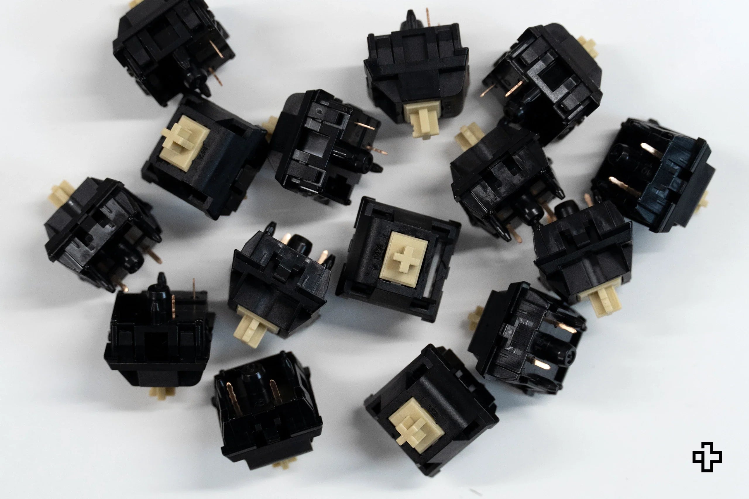 Switche Keygeek X MZ Y3