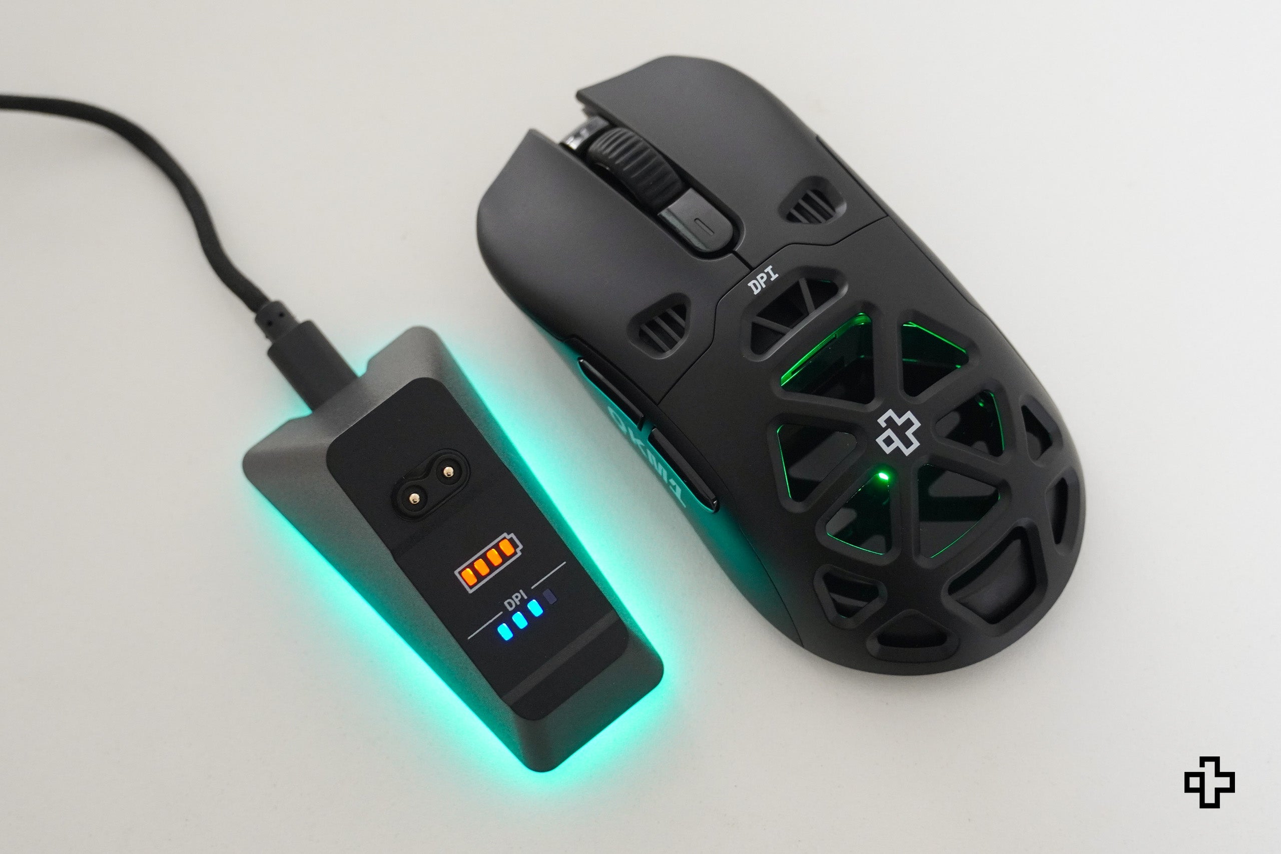 mysz QwertyKey QKM1 bezprzewodowa Bluetooth Charging Dock czarna