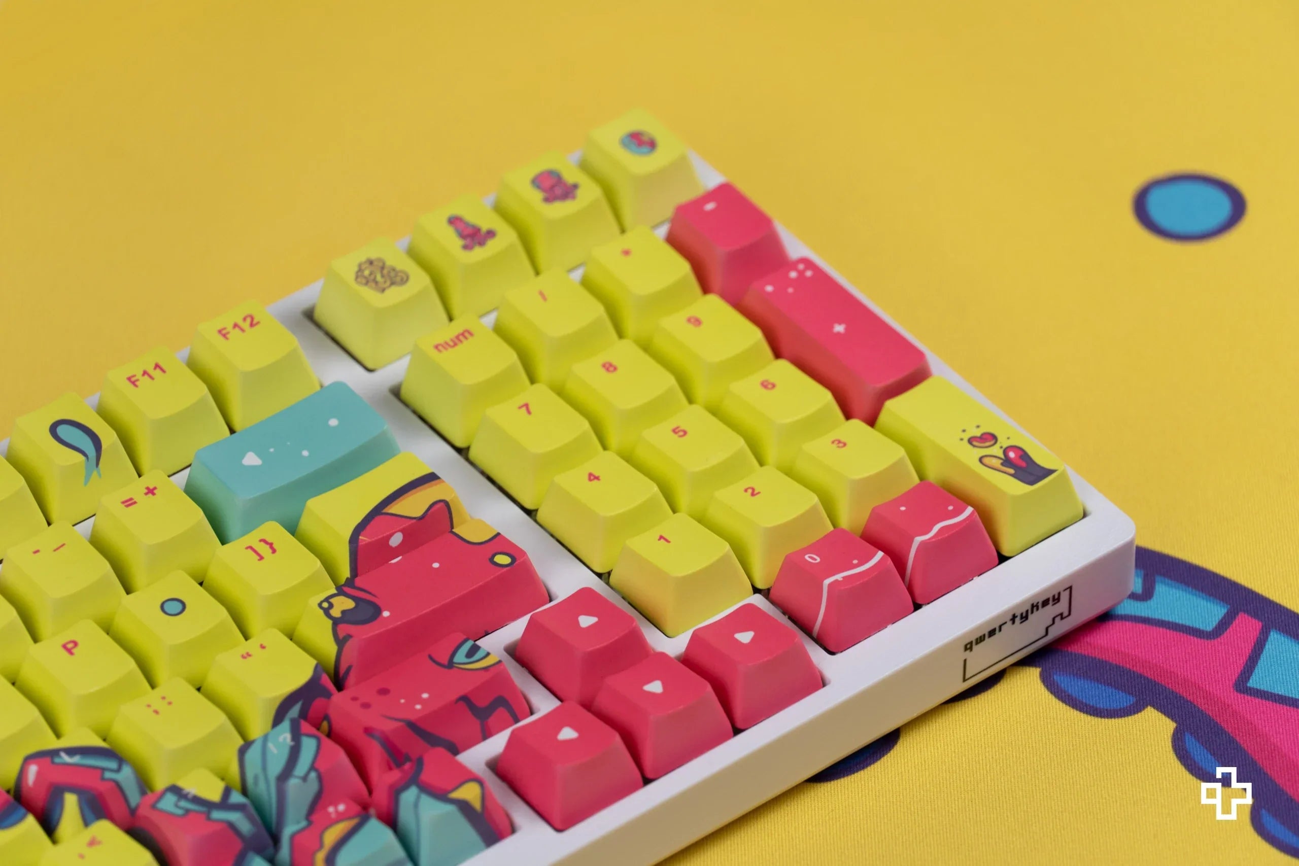Zestaw keycapów QwertyKey Octopus żółty profil OEM materiał PBT