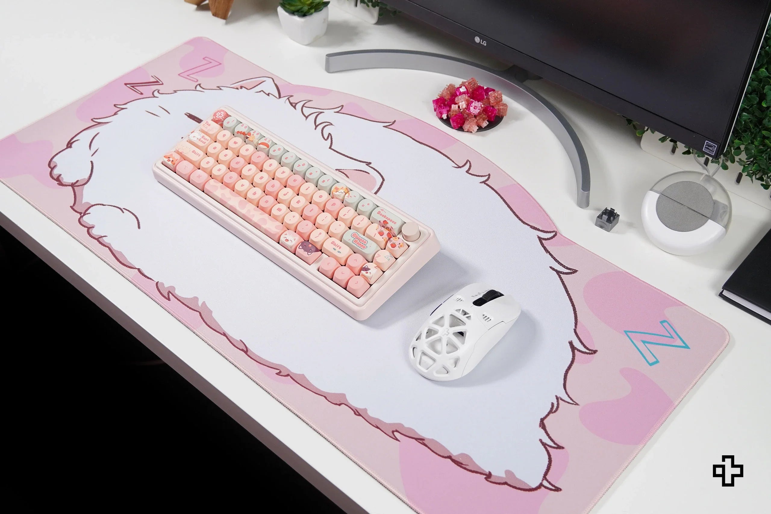 Deskmat / podkładka pod mysz QwertyKey Bliss Cat 4 mm obszyte krawędzie