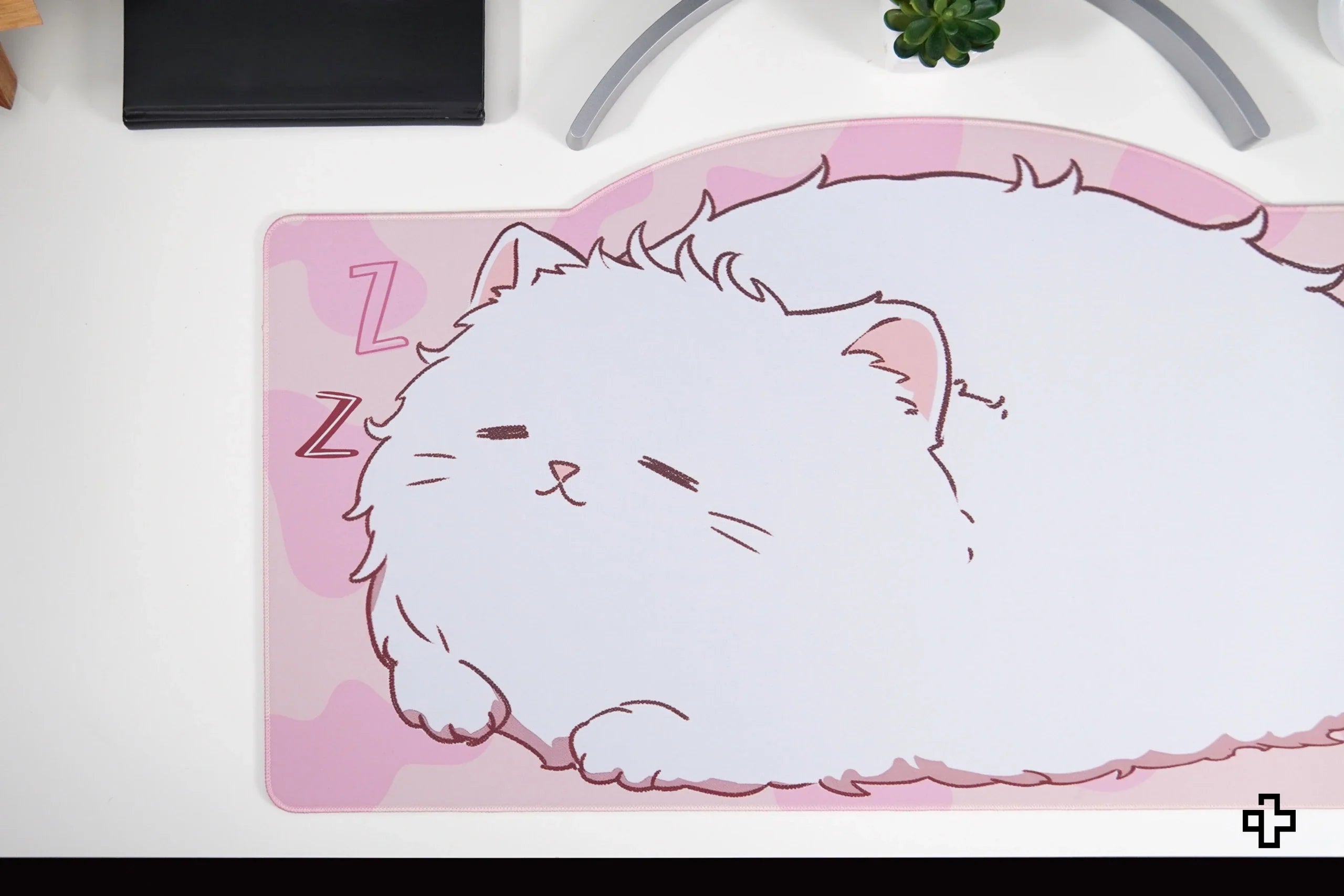 Deskmat / podkładka pod mysz QwertyKey Bliss Cat 4 mm obszyte krawędzie