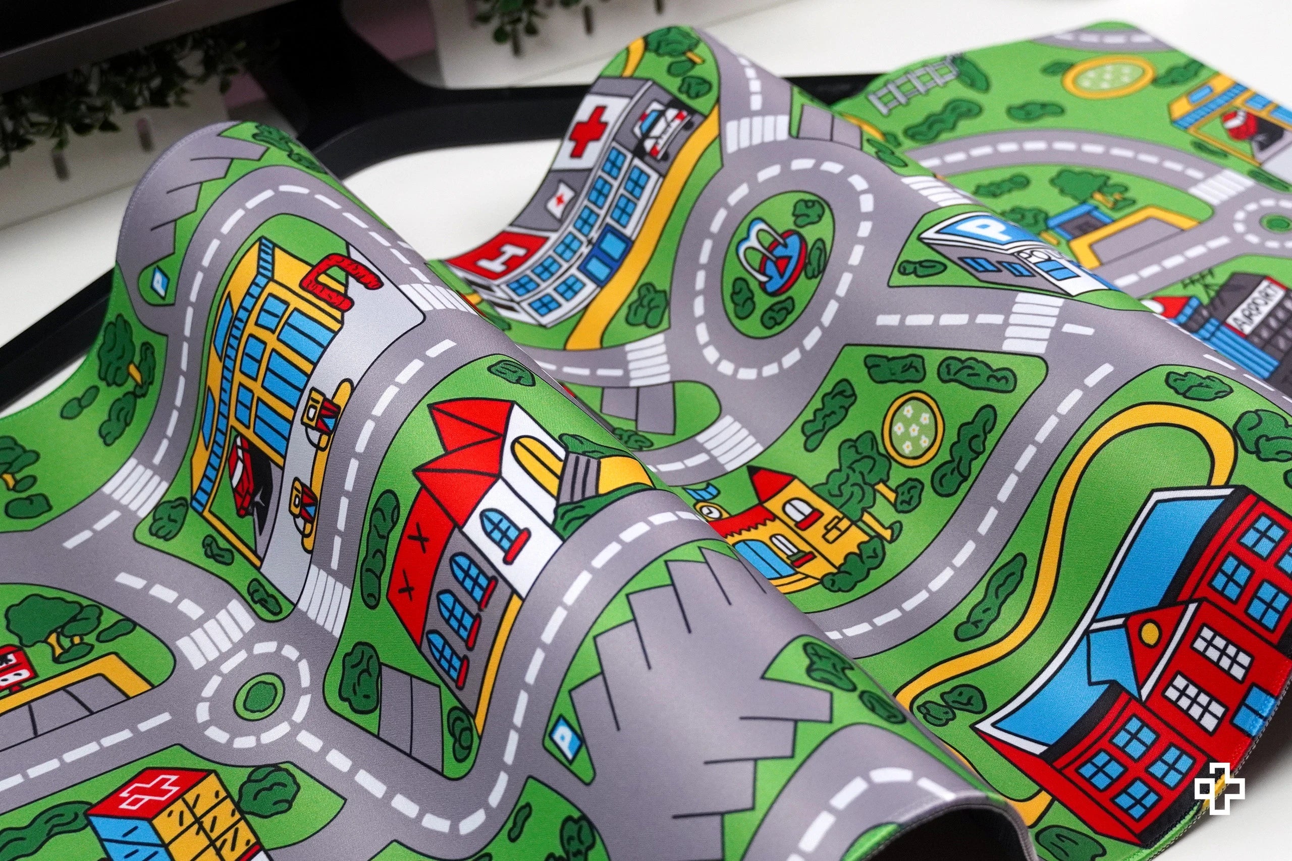 Deskmat / podkładka pod mysz QwertyKey Nostalgia Busy Town 4 mm obszyte krawędzie
