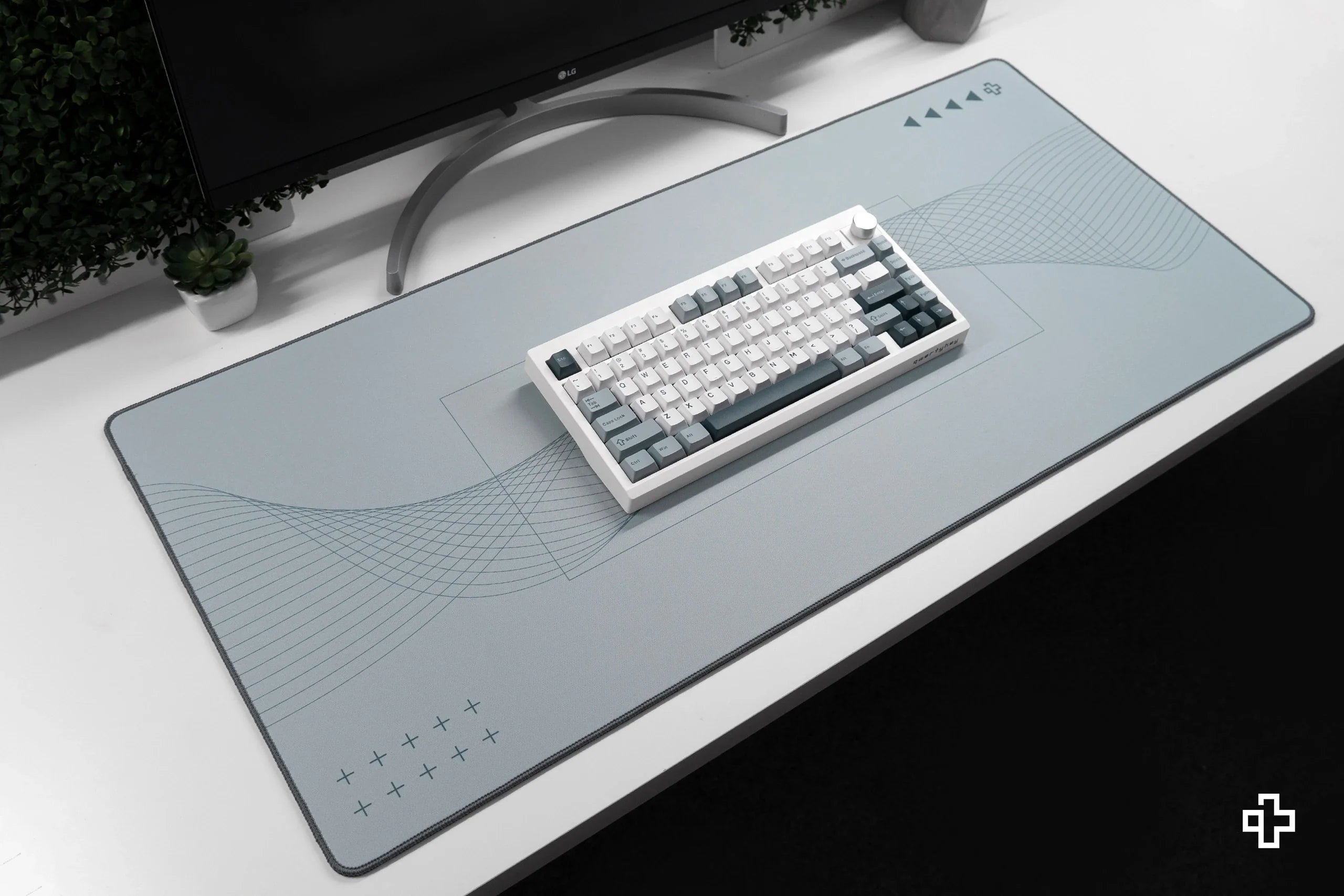 Deskmat / podkładka pod mysz Flow Light, 4 mm, obszyte krawędzie