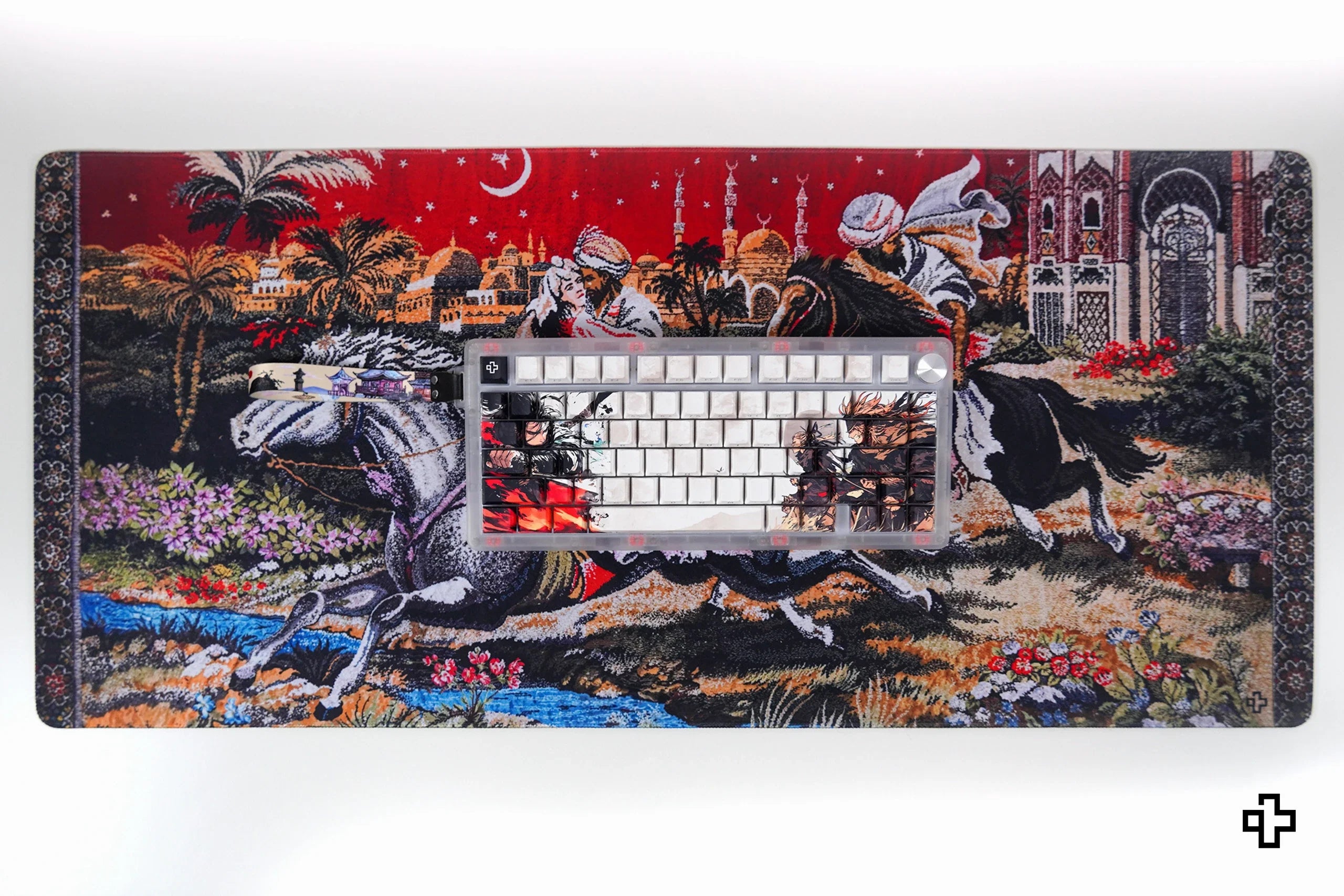 Deskmat / podkładka pod mysz QwertyKey Rapirea din Serai 4 mm obszyte krawędzie