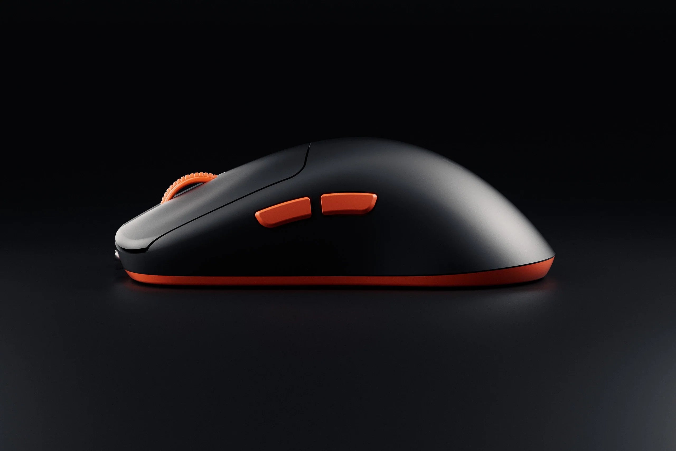 mysz Gaming QwertyKey Falcon czarna 8K, 30.000 DPI, Bluetooth bezprzewodowa trio mode, Pixart 3950