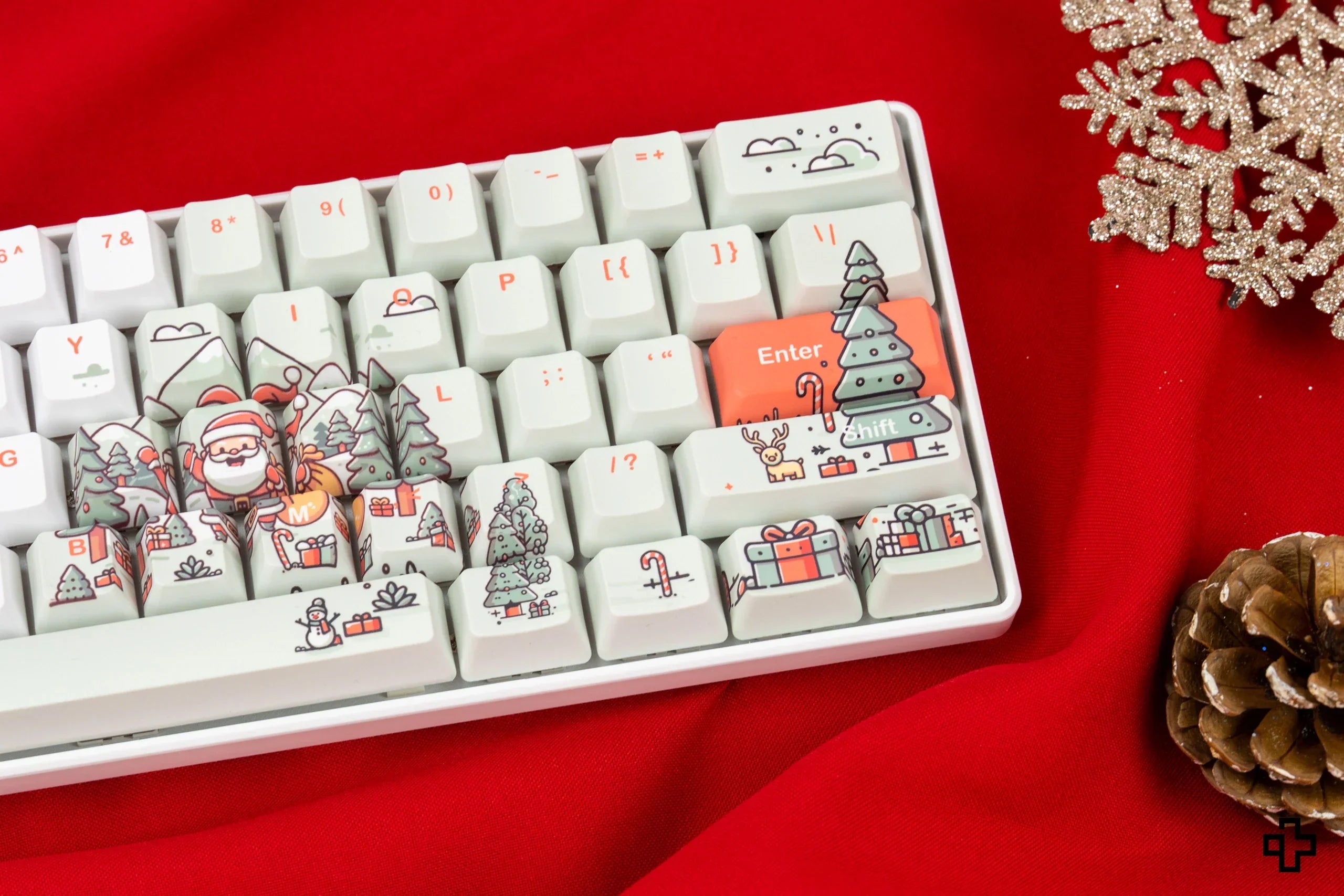 QwertyKey Santa - świąteczna klawiatura mechaniczna gamingowa, Hotswap