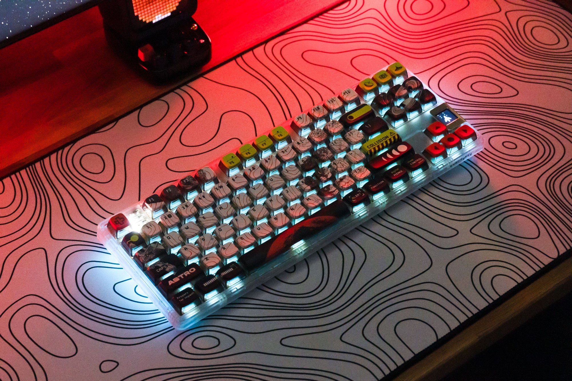 QwertyKey80 Astro bezprzewodowa Bluetooth Hotswap RGB QMK/VIA - L gasket mount klawiatura mechaniczna gamingowa z ekranem
