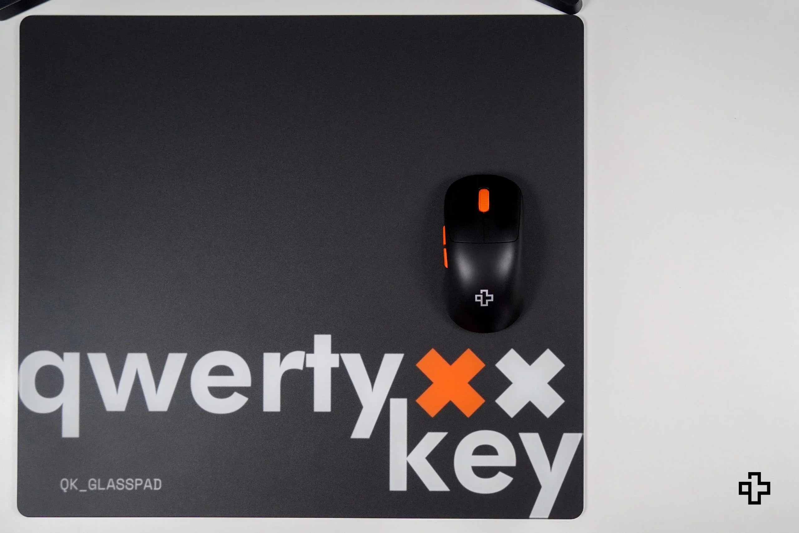 podkładka pod mysz Gaming QwertyKey Esports szklana 3.2mm Anti - Slip TPU
