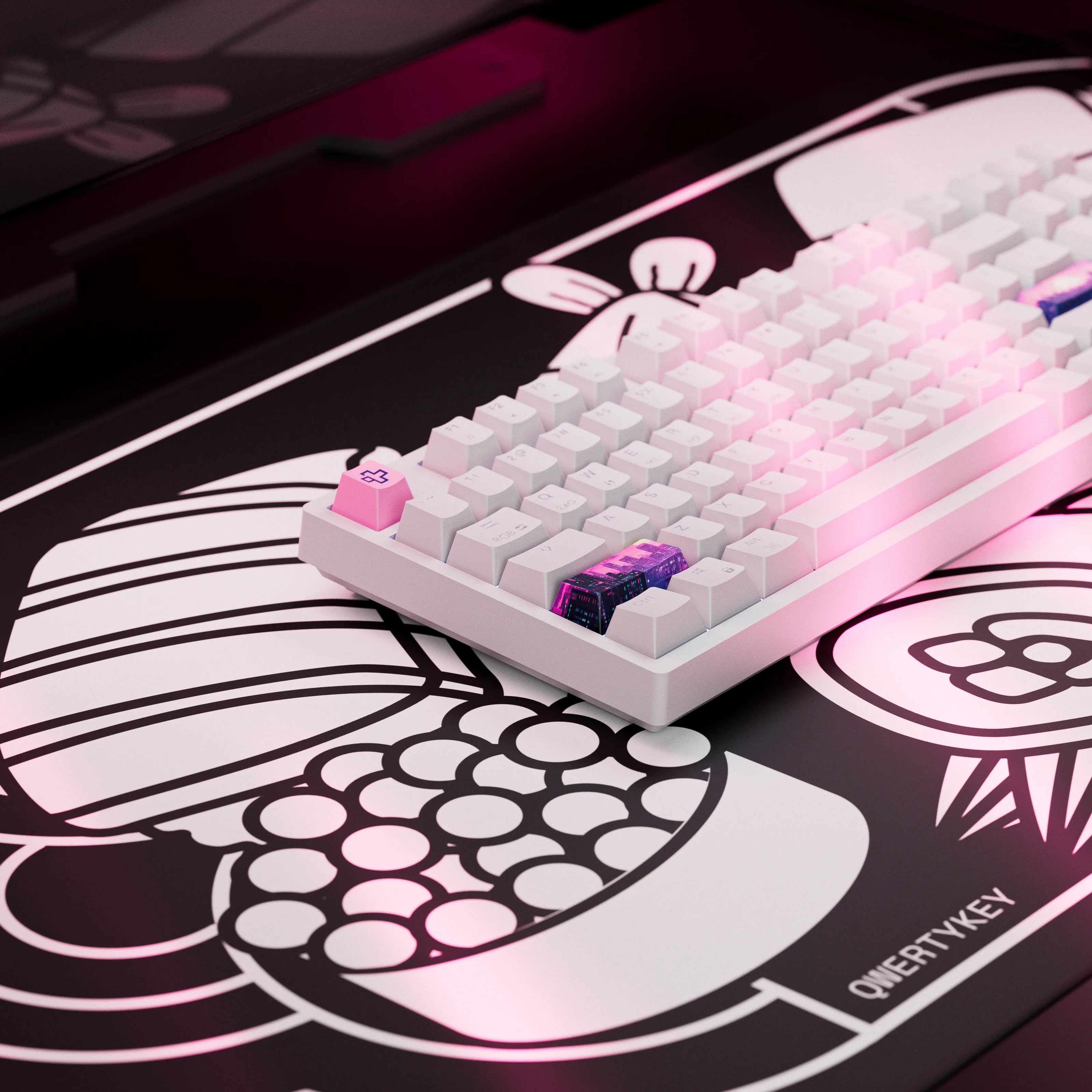 QwertyKey H87, biała - bezprzewodowa klawiatura mechaniczna gamingowa, Hotswap, RGB