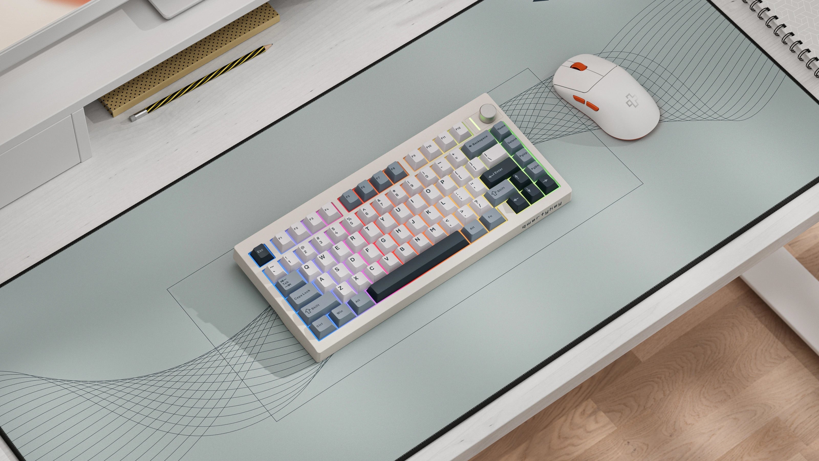 QwertyKey75 Pro V2 biała Web Software - bezprzewodowa klawiatura mechaniczna gamingowa, Hotswap, RGB, gasket mount