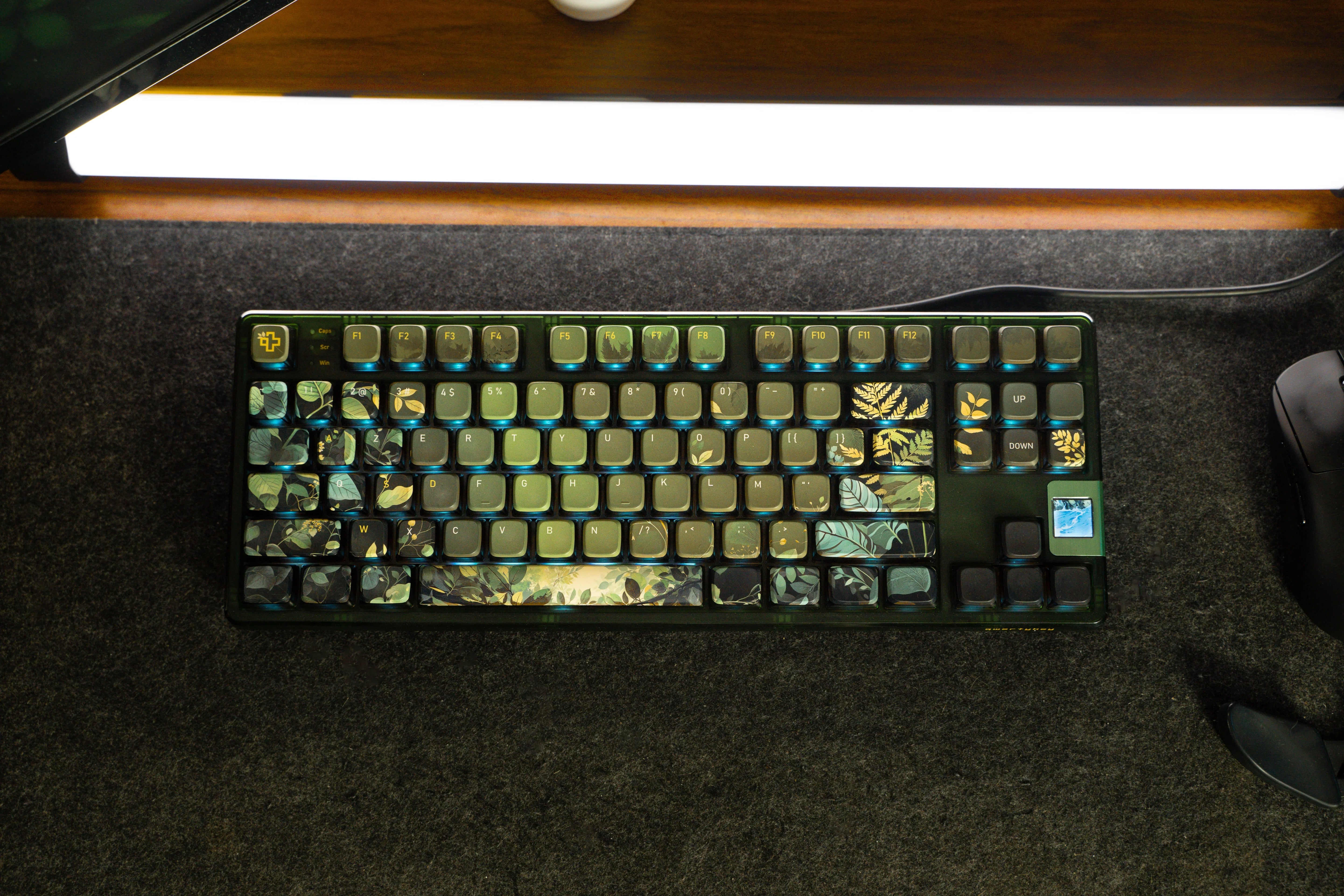 QwertyKey80 Leaf - bezprzewodowa klawiatura mechaniczna gamingowa, Hotswap, RGB, QMK/VIA, gasket mount, z ekranem