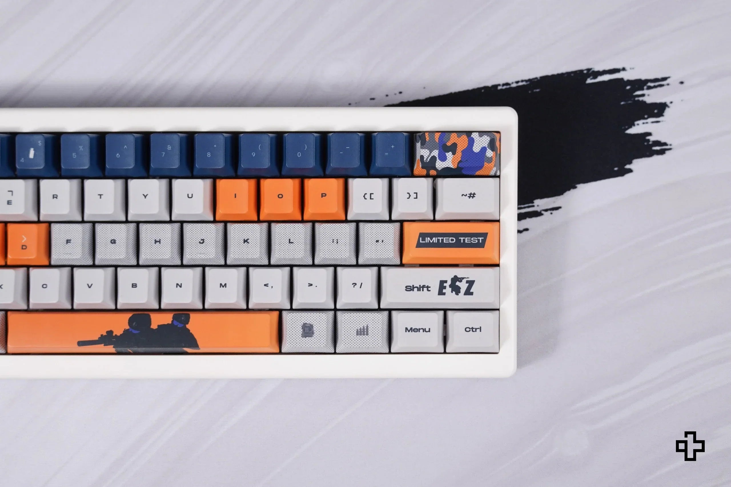 Zestaw keycapów QwertyKey CS Dye Sub, profil Cherry