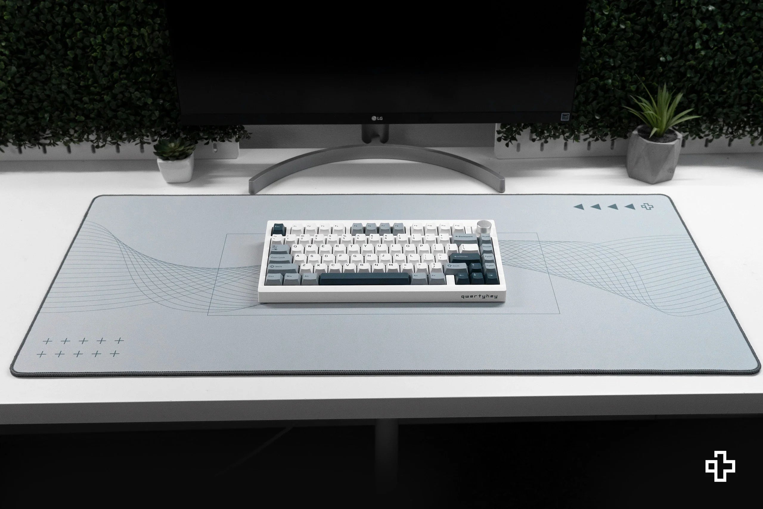 Deskmat / podkładka pod mysz Flow Light, 4 mm, obszyte krawędzie