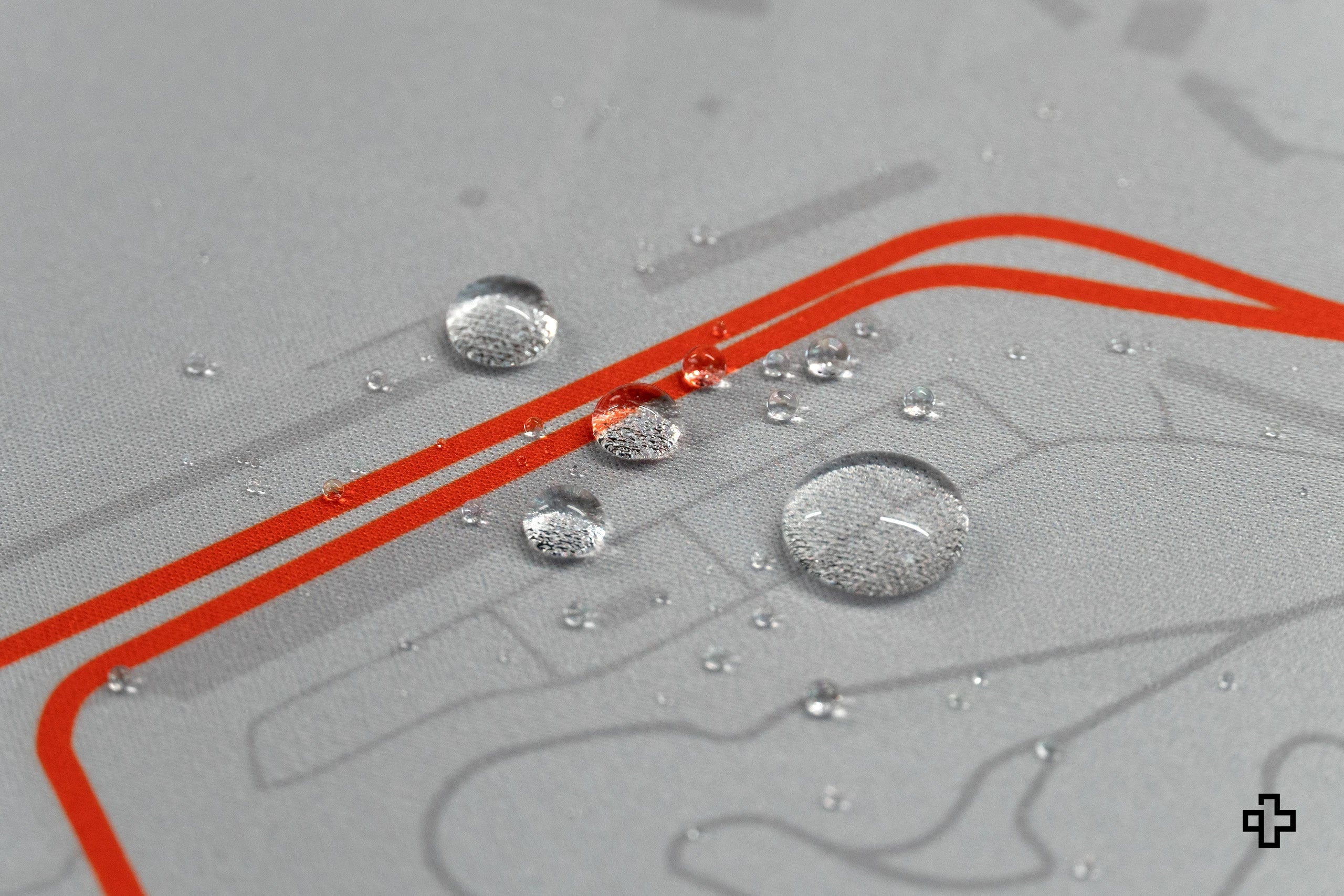 Deskmat / podkładka pod mysz Formula Silver Circuit, 4 mm, obszyte krawędzie
