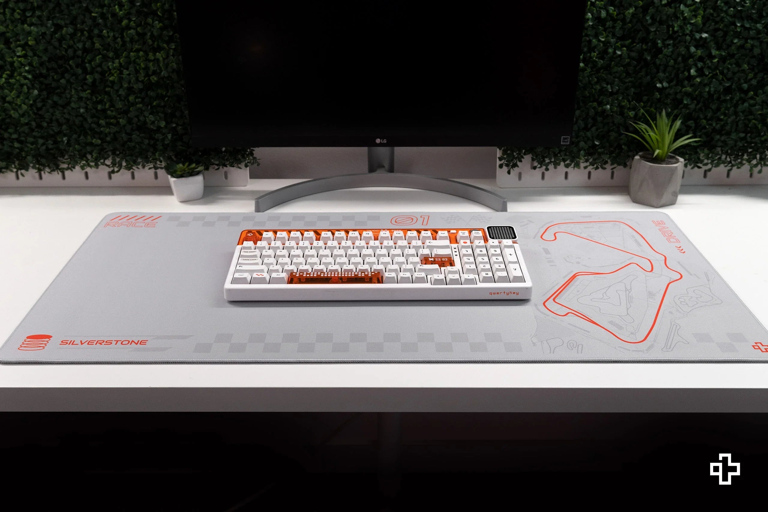 Deskmat / podkładka pod mysz Formula Silver Circuit, 4 mm, obszyte krawędzie