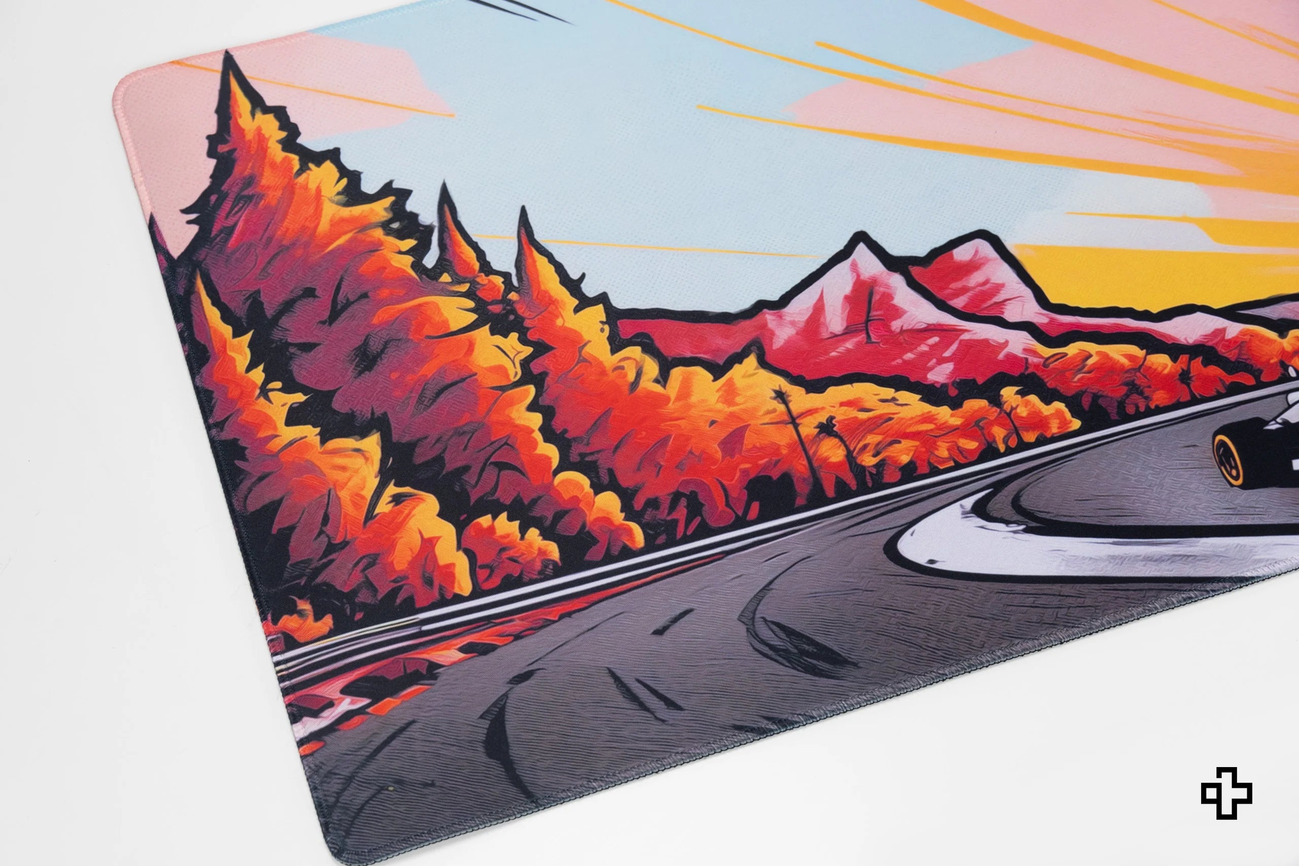 Deskmat / podkładka pod mysz QwertyKey Formula Sunset 4 mm obszyte krawędzie