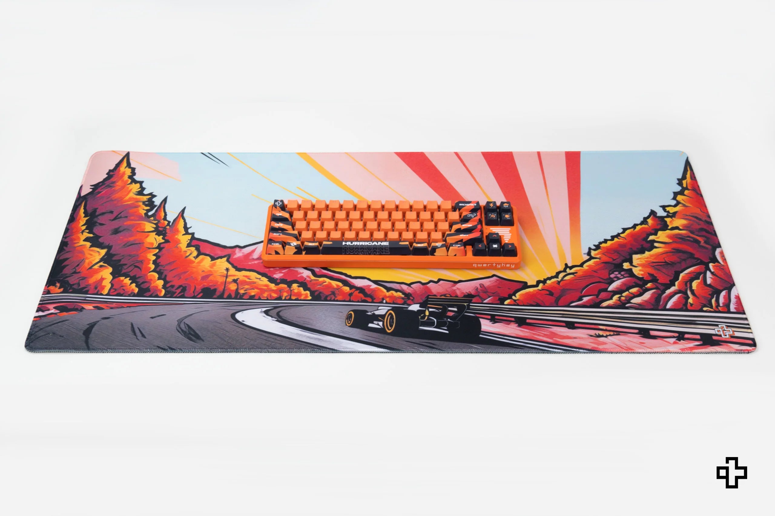 Deskmat / podkładka pod mysz QwertyKey Formula Sunset 4 mm obszyte krawędzie