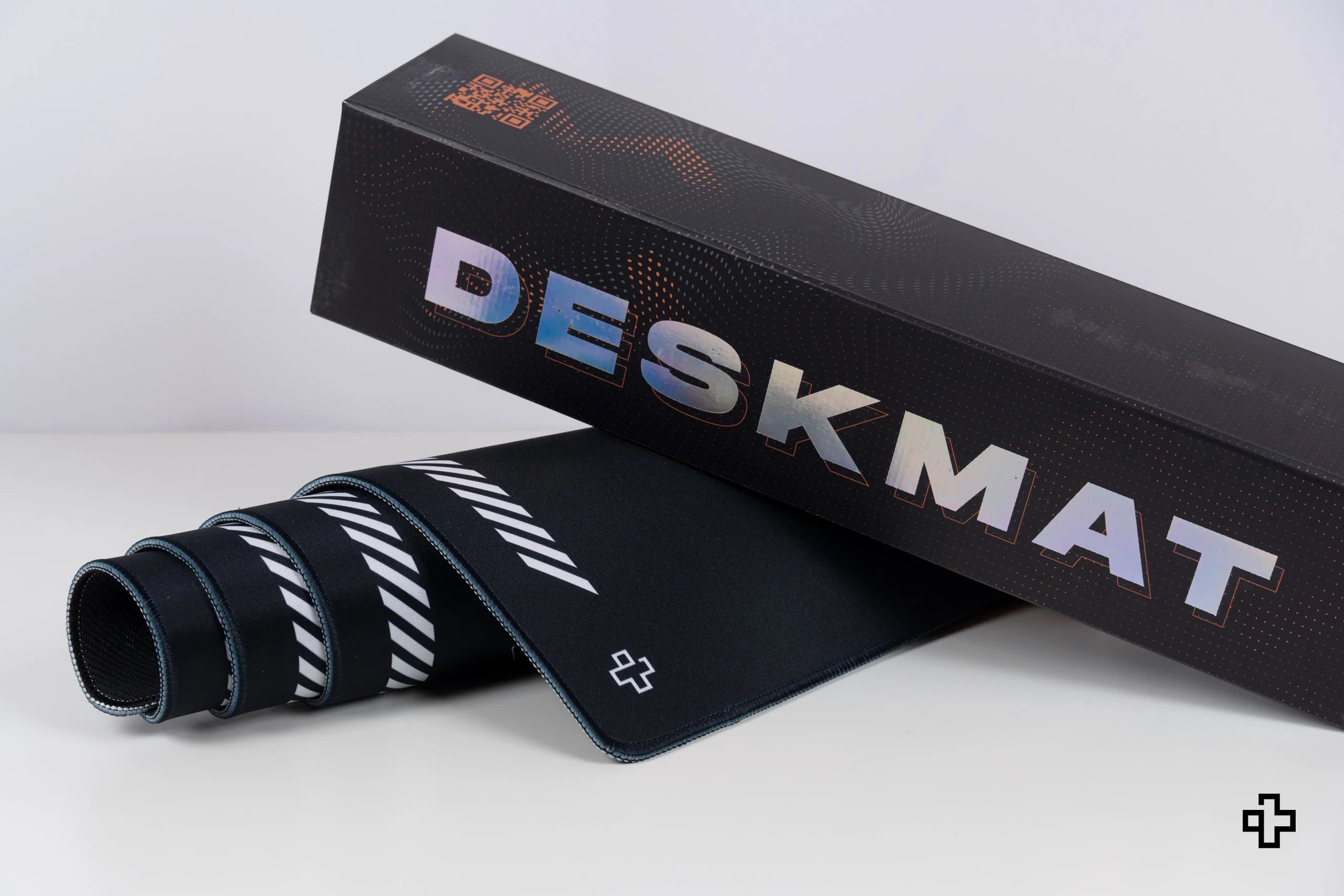 Deskmat / podkładka pod mysz QwertyKey Terminal 4 mm obszyte krawędzie