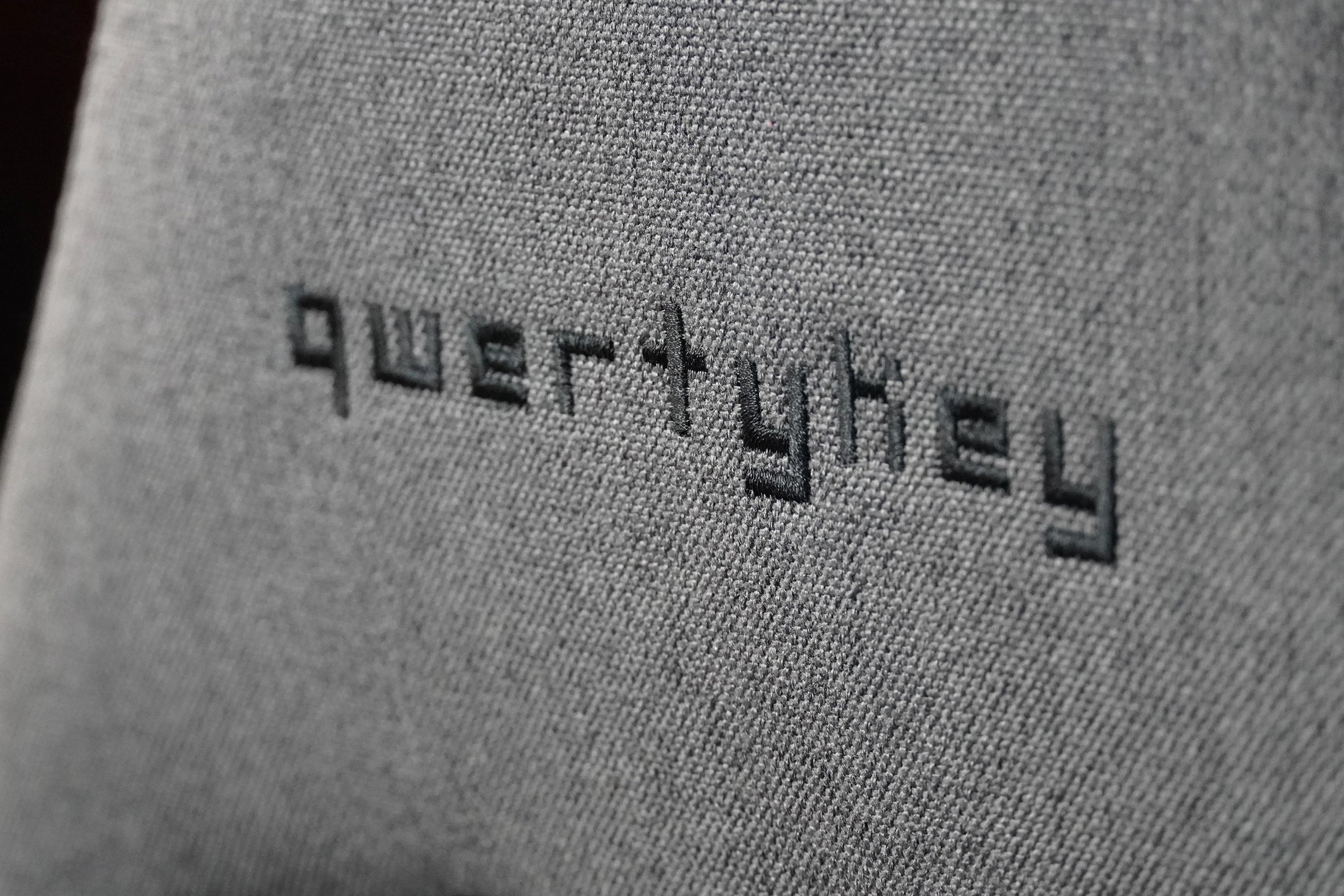Fotel gamingowy QwertyKey QK/ALT, szary
