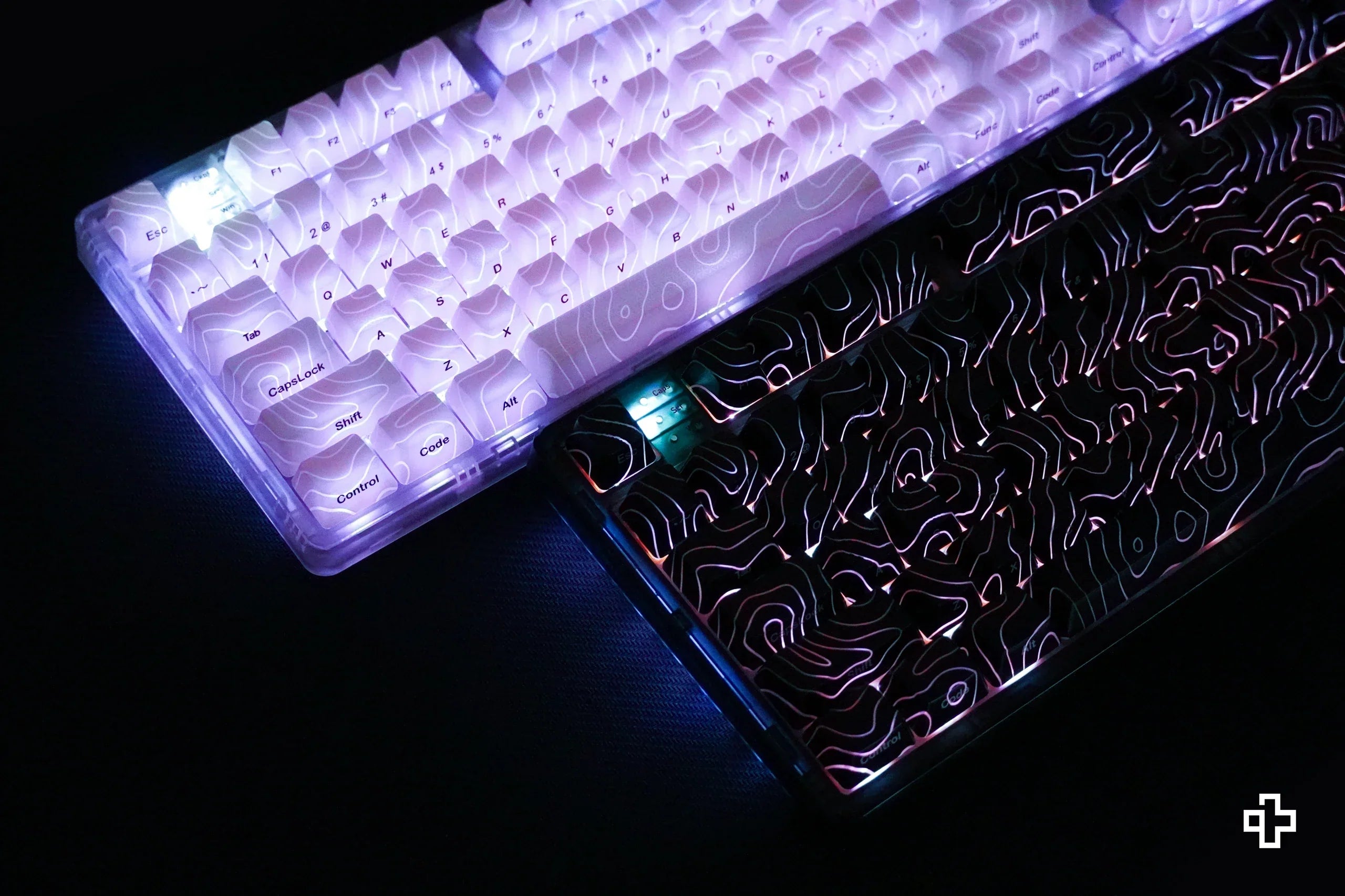 Zestaw keycapów Topographic QwertyKey technologia IMD, czarny